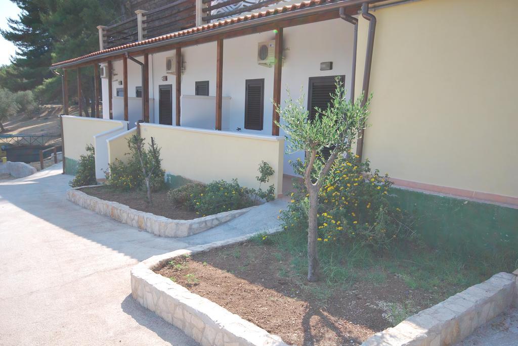 Villaggio Santo Stefano Vieste Oda fotoğraf